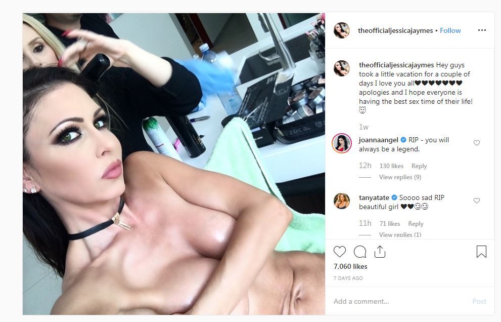 Sphinx reccomend australian instagram model behind