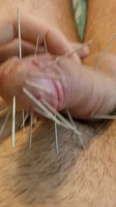 Cock needle play
