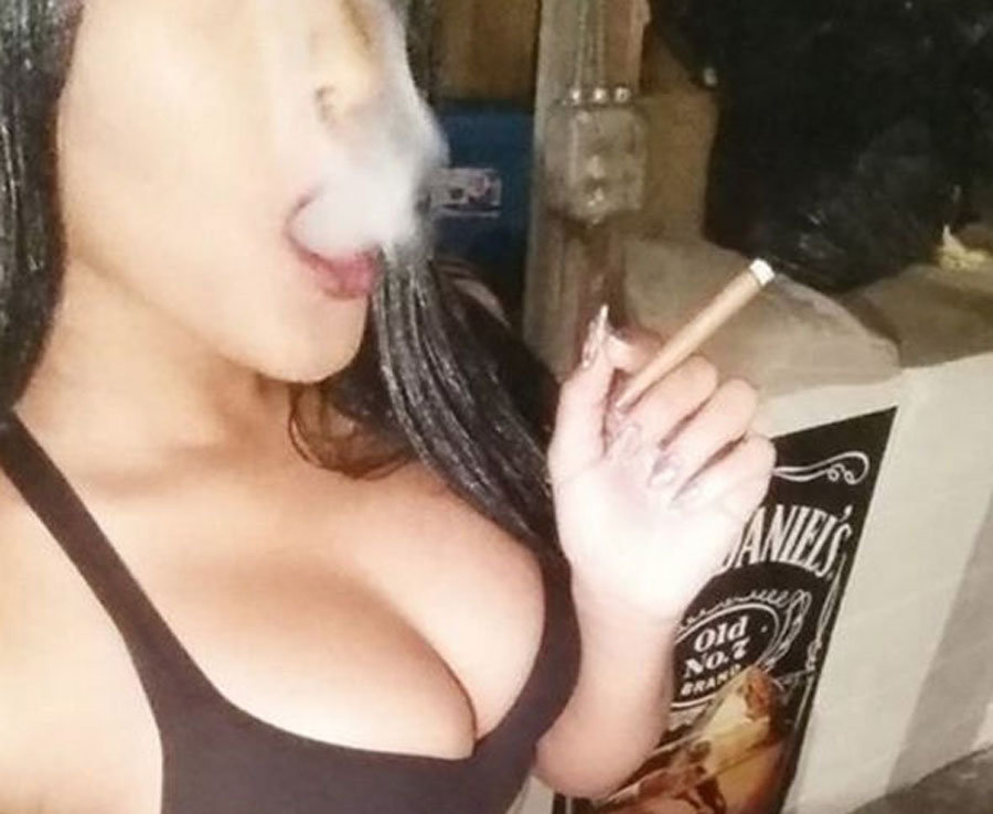 Smoking snaps