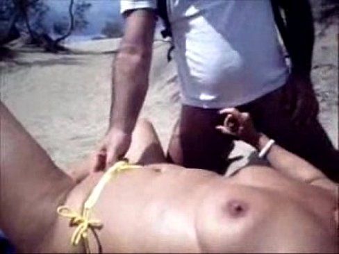 Amateur japanese masturbate penis on beach